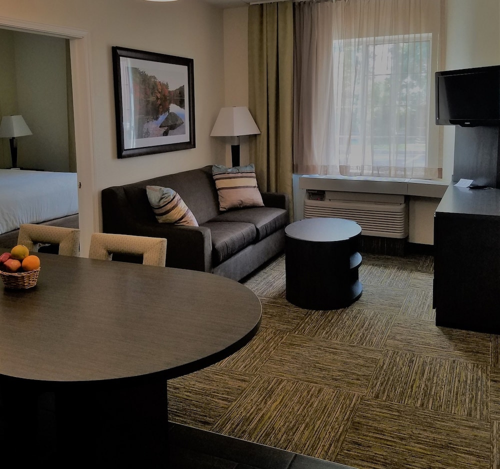 Candlewood Suites East Syracuse Carrier Circle by IHG - photo 8