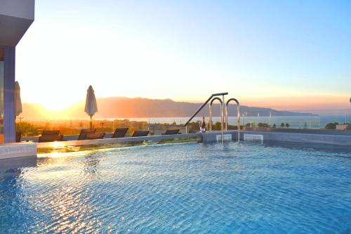 Naval villa Panoramic villa with heated pool on the roof — 5-Star Luxury Hotel in Kolympari, Greece