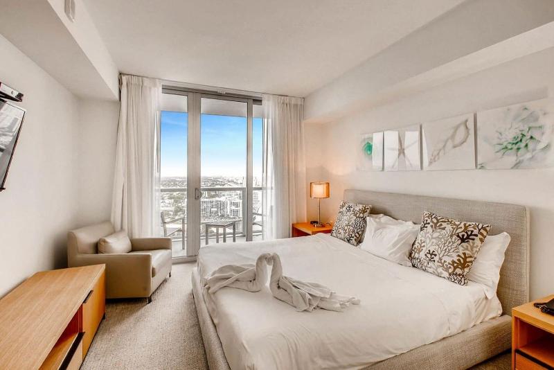 South Ocean Suites - photo 13