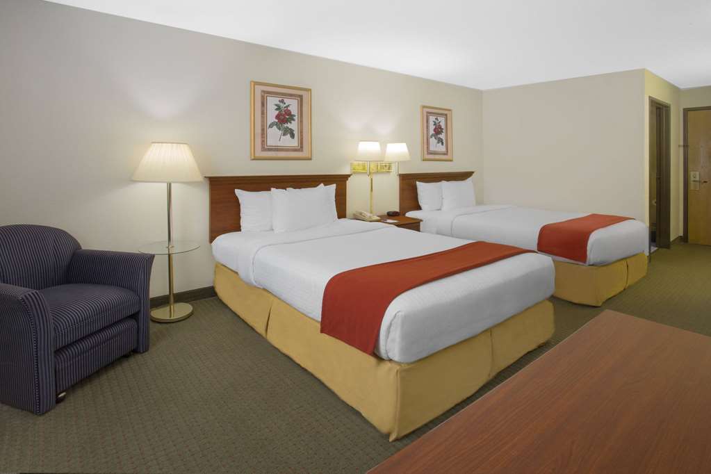 Baymont by Wyndham Freeport - photo 16