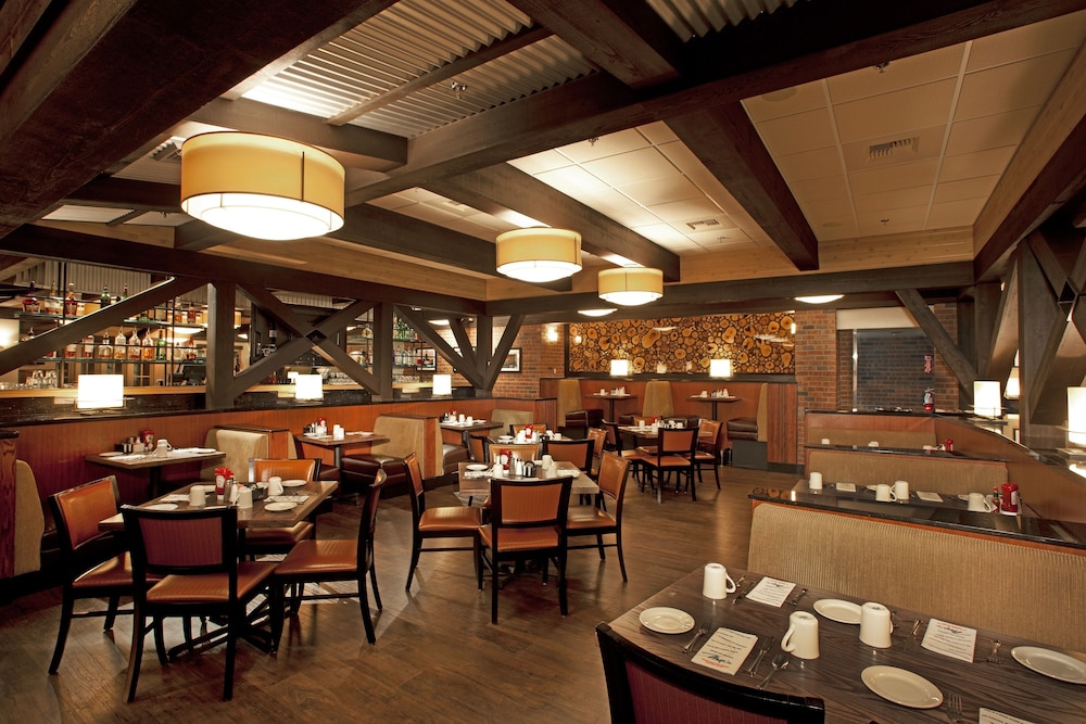 Holiday Inn Auburn by IHG - photo 13