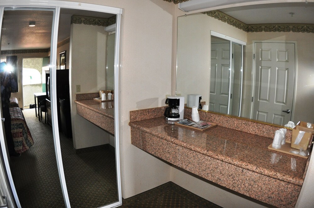 SureStay Hotel by Best Western Castro Valley - photo 18