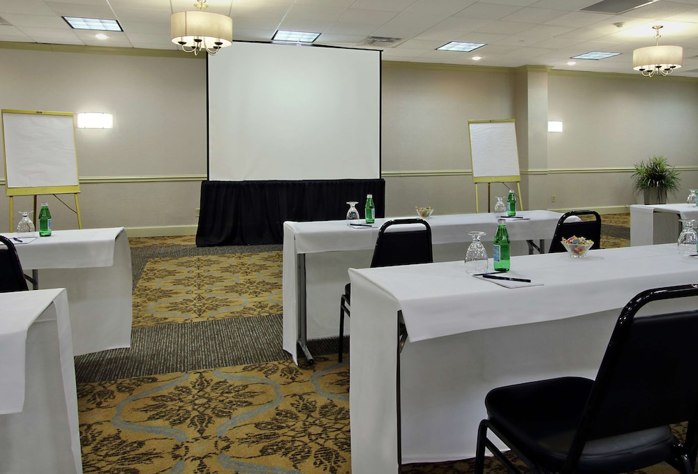 DoubleTree by Hilton Mahwah - photo 30