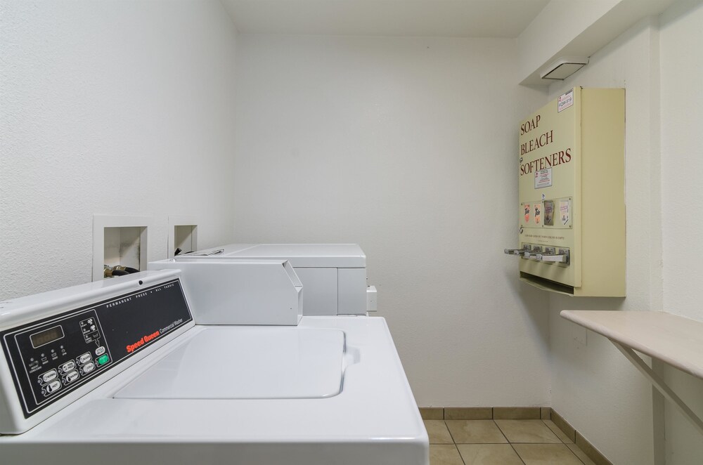 Motel6 North Platte NE East - photo 24