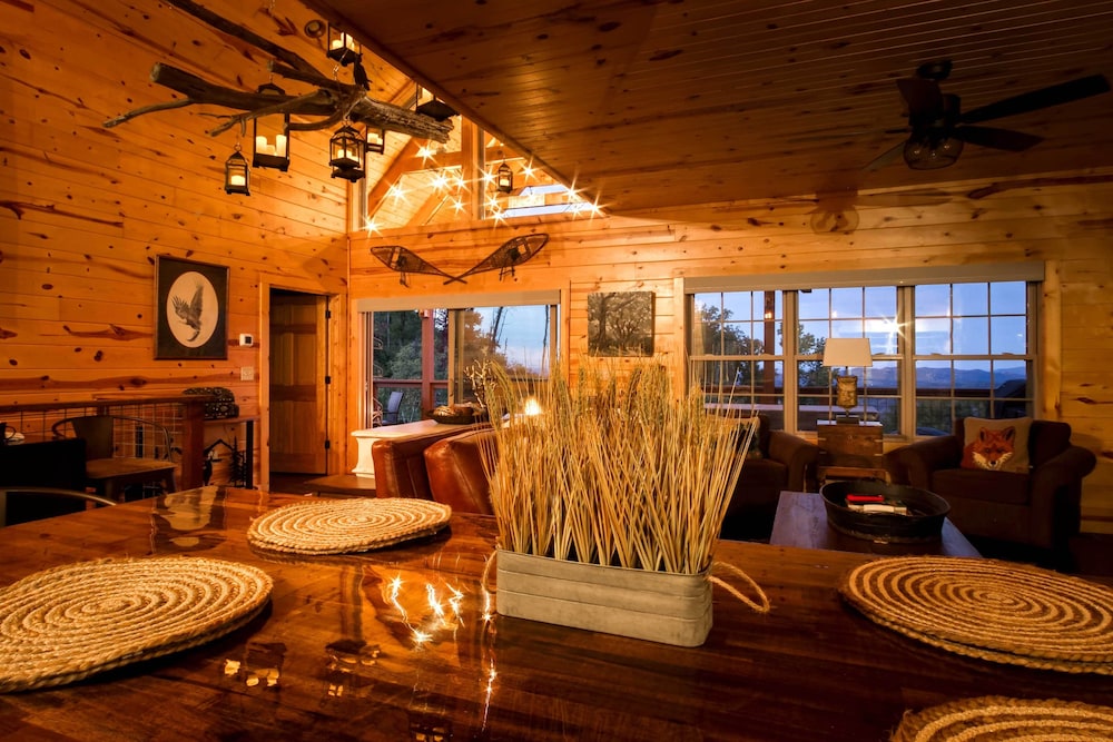 Woodsy Retreat with Fire Pit And Resort Amenities - photo 13