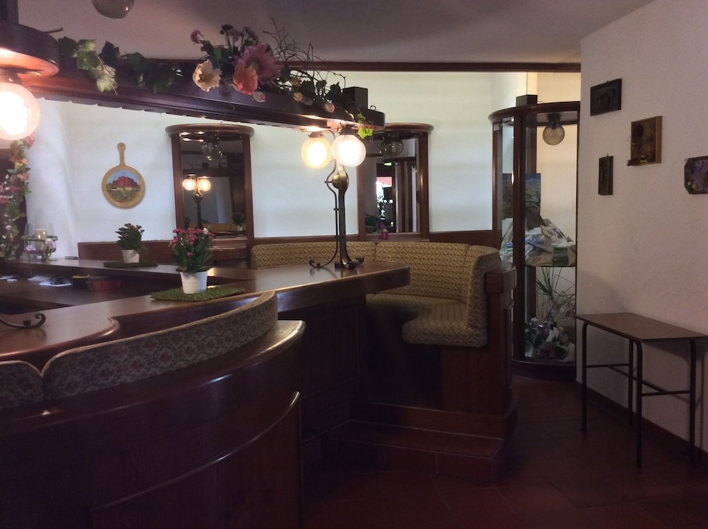 Hotel Gasthof Lowen Mainhardt — Mainhardt