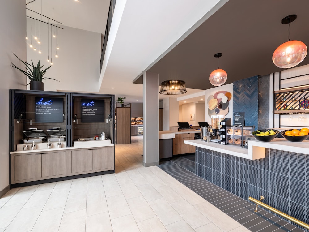 Atwell Suites Austin Airport by IHG - photo 65