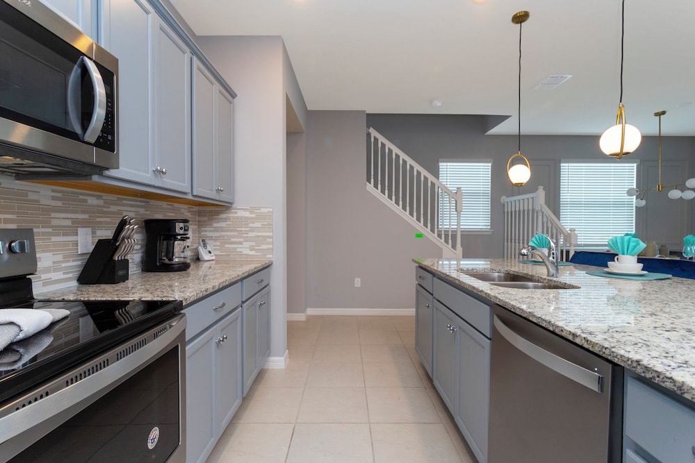 Marvelous 5Bd w Pool Close to Disney Windsor Island Resort 637 Davenport - photo 20