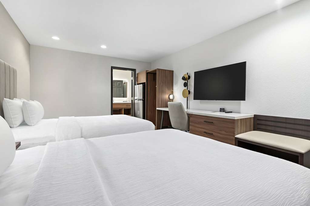 Baymont by Wyndham Beaumont - photo 14