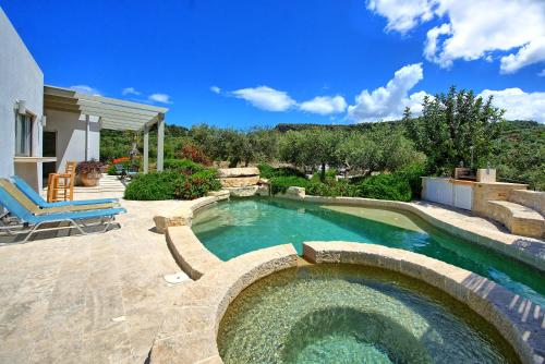 Villa Lucy by PosarelliVillas — 4-Star Luxury Hotel in Chania, Greece