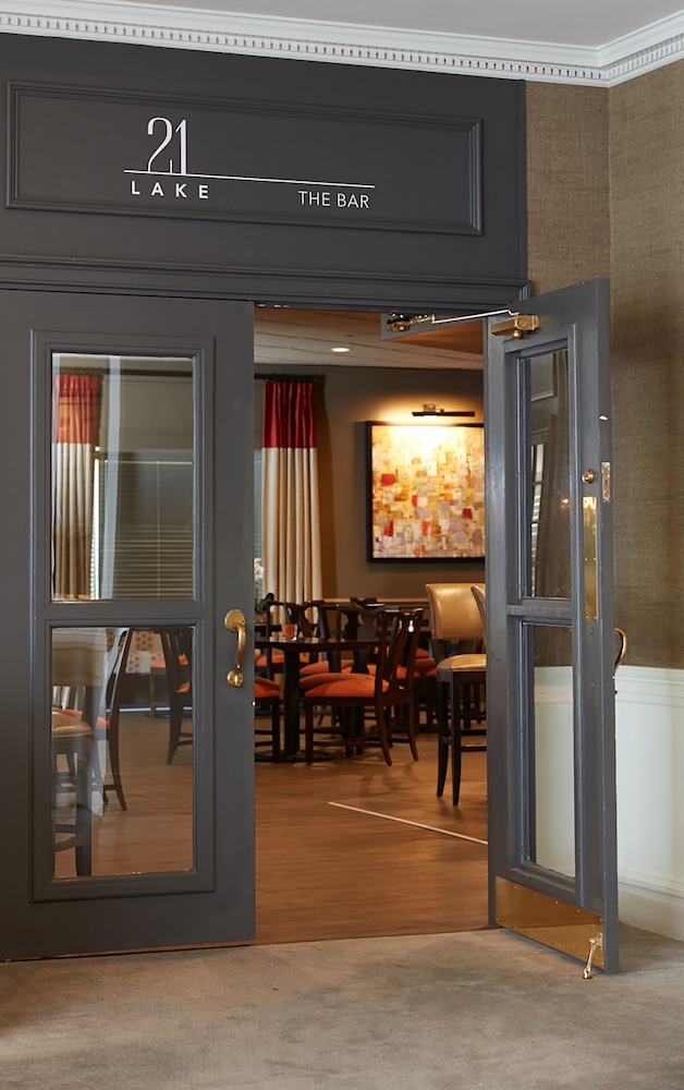 Ethan Allen Hotel - photo 41