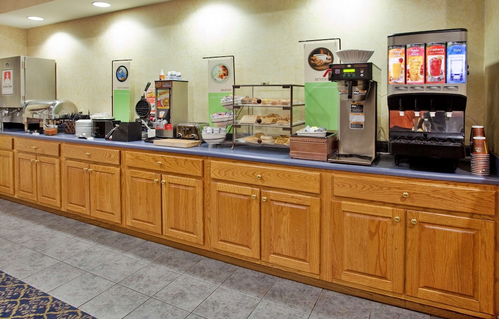 Country Inn & Suites by Radisson Somerset KY - photo 14