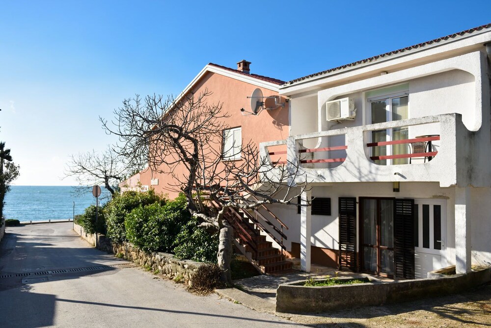 Rooms Bingo in Novalja, Croatia