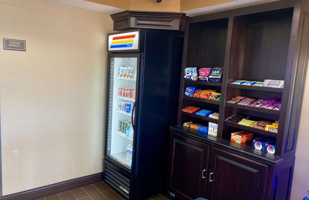 Best Western Emporia Inn - photo 3