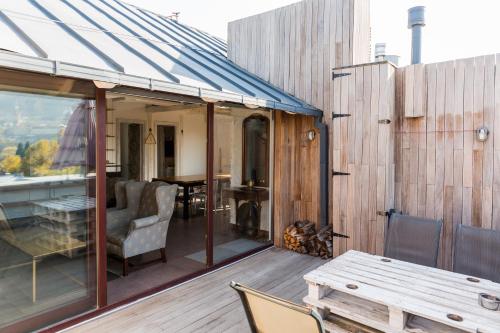 Nini's lofts Marjanishvili Square