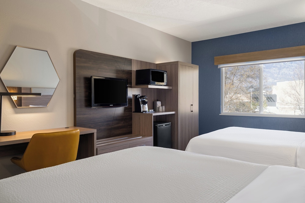Holiday Inn Express & Suites American Fork North Provo by IHG - photo 12