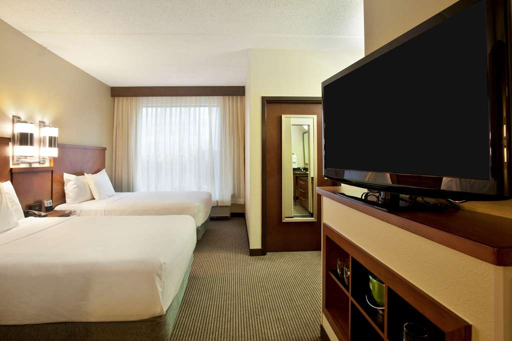 Hyatt Place Atlanta Airport North - photo 4