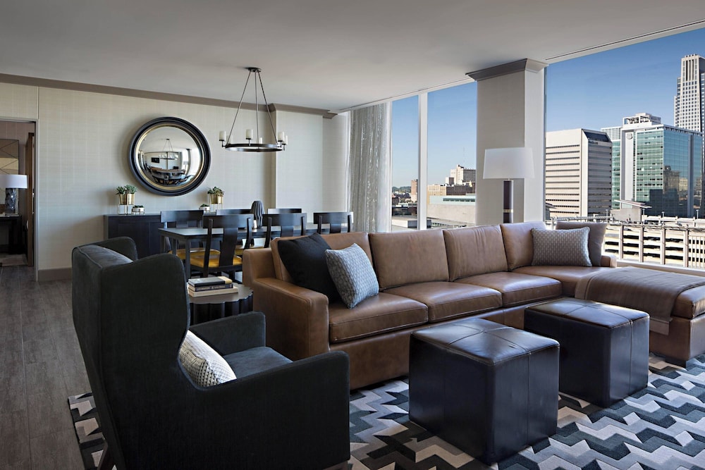 Omaha Marriott Downtown at the Capitol District - photo 28