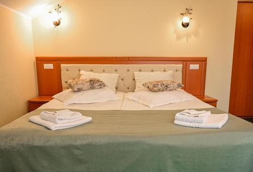 Pensiunea Anotimpuri — 4-Star Luxury Hotel in Predeal, Romania