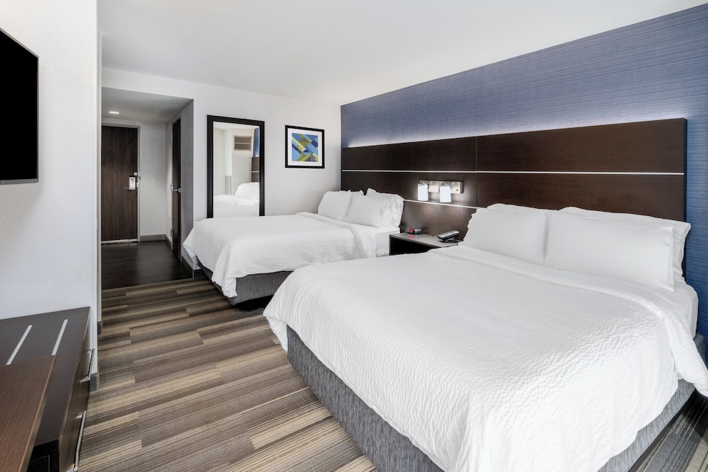 Holiday Inn Express Hotel & Suites Deadwood Gold Dust Casino - photo 11