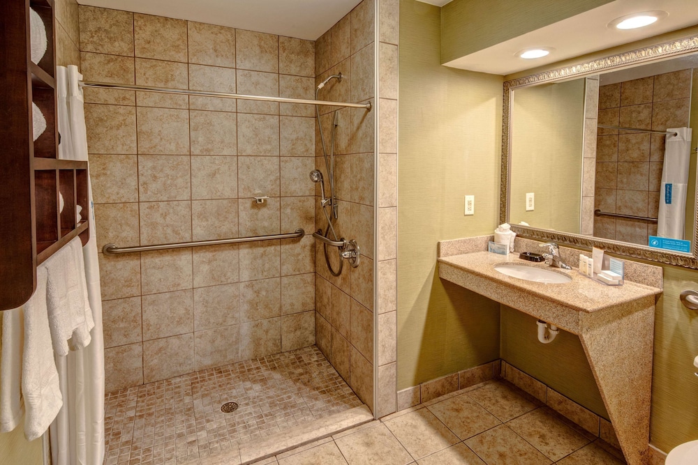 Hampton Inn Rocky Mount - photo 29