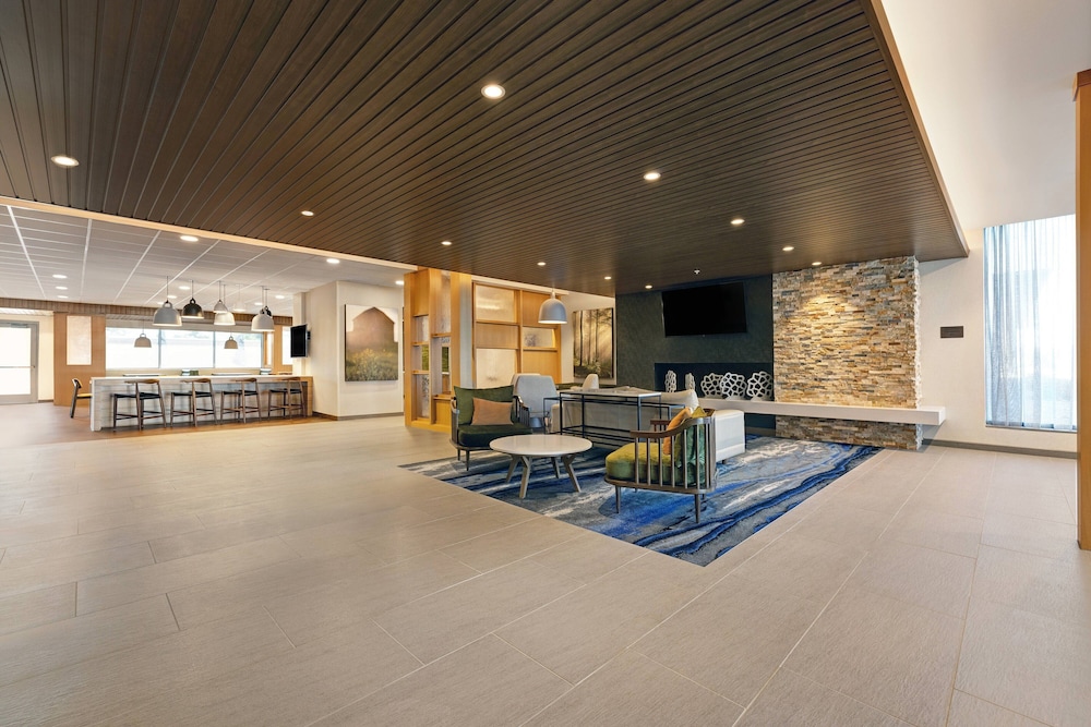 Fairfield Inn & Suites by Marriott Denver Airport at Gateway Park - photo 8