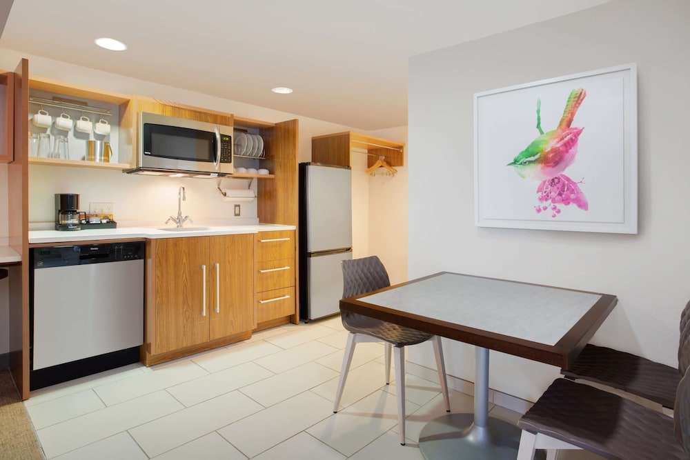 Home2 Suites by Hilton Charlotte I 77 Tyvola Rd - photo 16