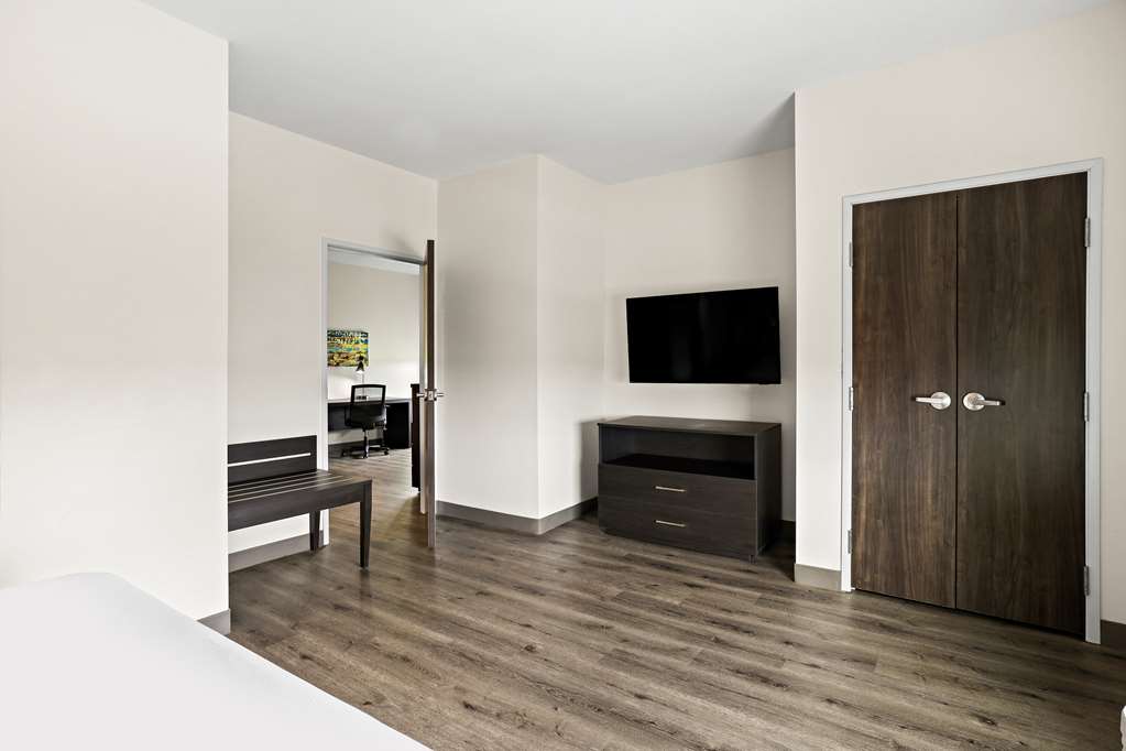 Best Western Iowa Lake Charles East - photo 19
