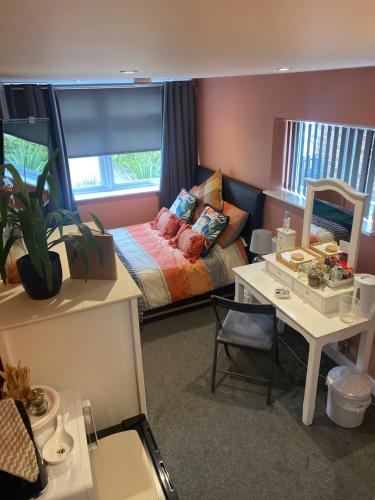 Palm View in Nottingham, United Kingdom