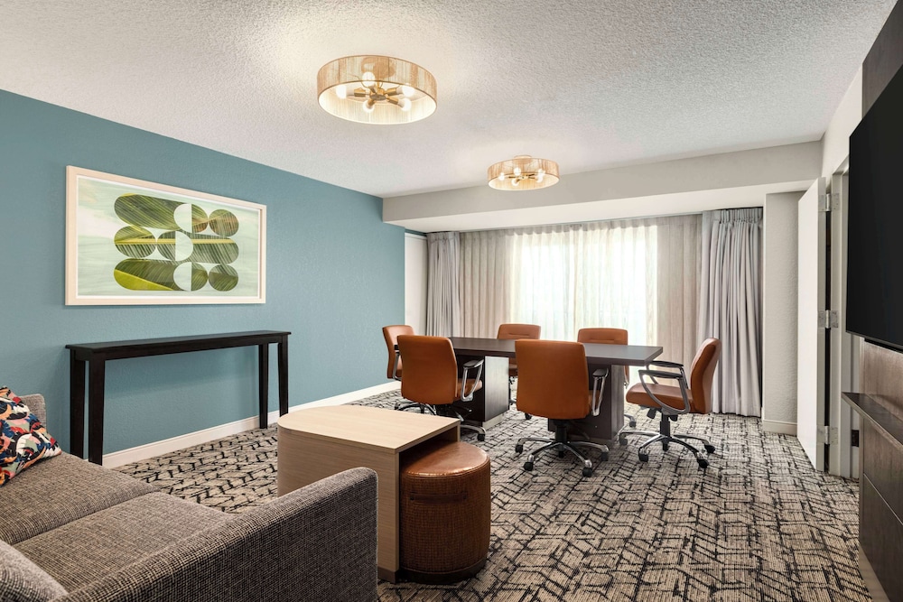 Embassy Suites by Hilton Fort Lauderdale 17th Street - photo 31