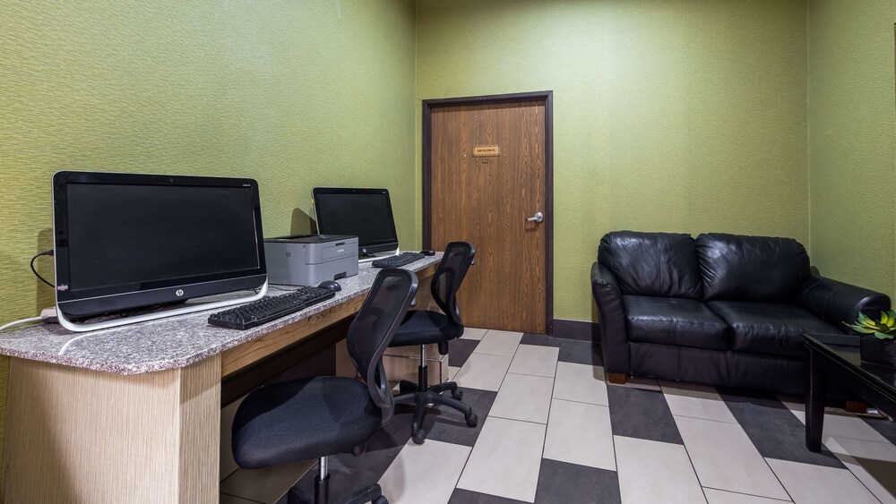SureStay Plus Hotel by Best Western Blue Springs - photo 37