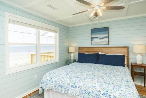 Salty But Sweet by Oak Island Accommodations - photo 14