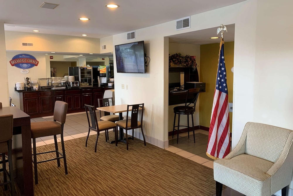 Baymont by Wyndham Cave City - photo 22