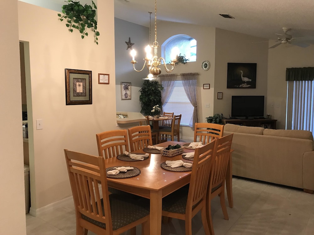 4BR 3BA Home in Emerald Island Resort by CV 8540 - photo 8