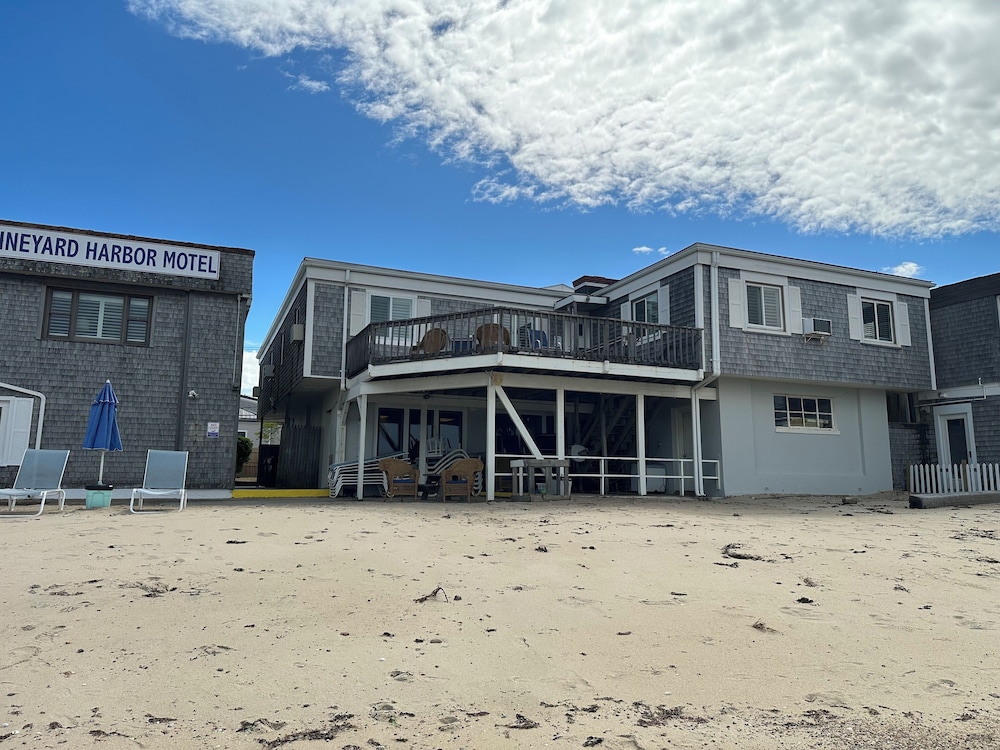 Vineyard Harbor Motel Private Beach - photo 358