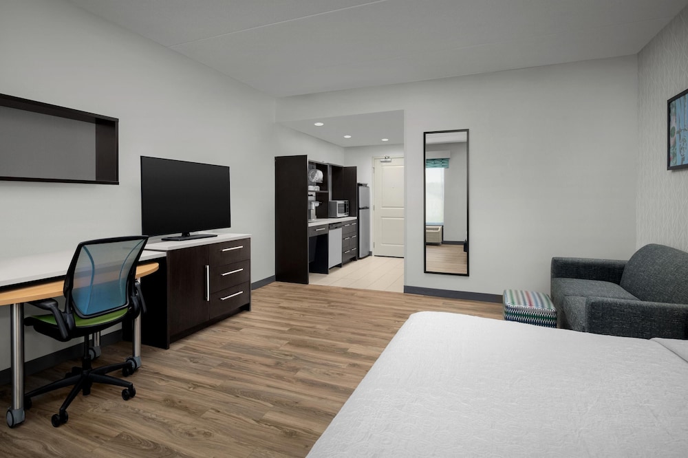 Home2 Suites by Hilton Nashville Airport - photo 18