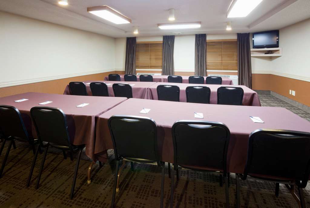 AmericInn by Wyndham Osceola - photo 13