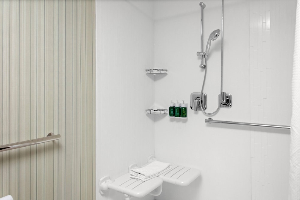 Courtyard by Marriott East Lansing Okemos - photo 3