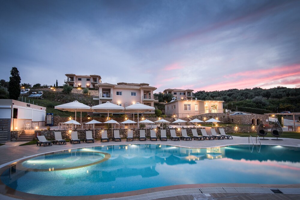 Baywatch Hotel — Messini