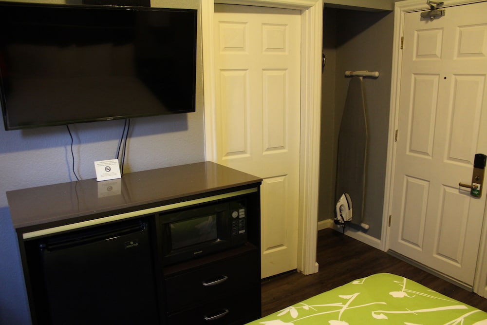 Layne Hotel - photo 9