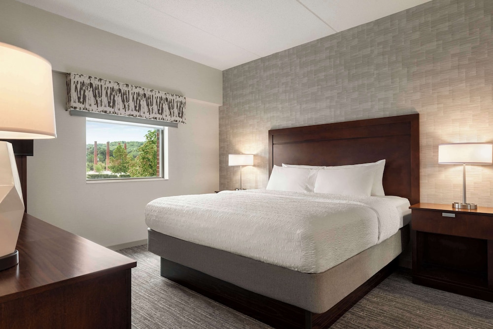 Hampton Inn & Suites Pittsburgh Waterfront West Homestead - photo 12