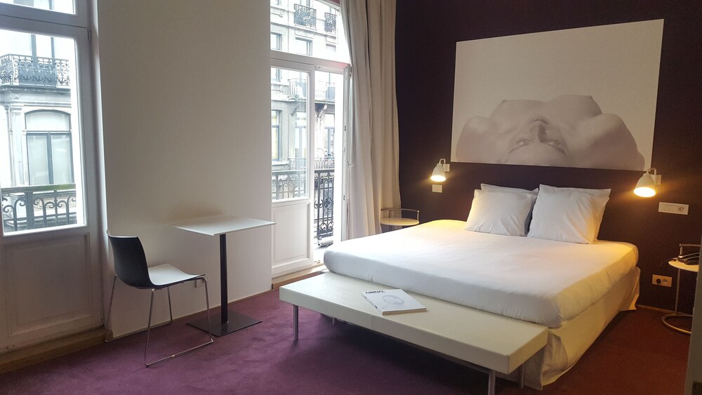 Pacific Café Hotel - last minute hotel in Brussels