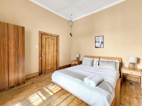 Newly renovated City Central Spacious and Family friendly
