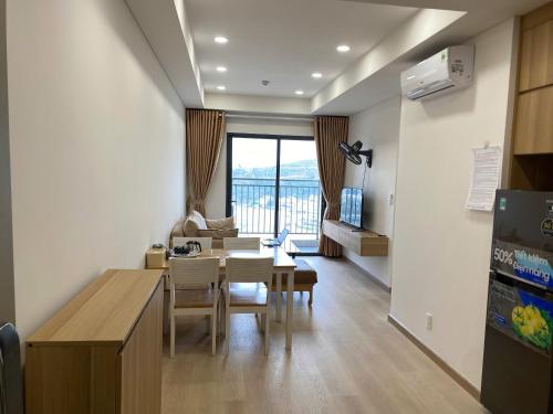Ha Long Homestay Apartment Dragon Castle — 5-Star Luxury Hotel in Ha Long, Vietnam