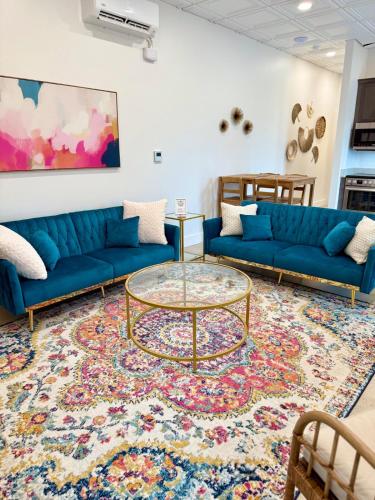 Boho Bliss Downtown Apartment In Historic Pilot Mountain 22028270 — Pilot Mountain