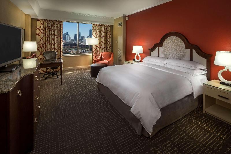 Hilton Anatole - photo 400