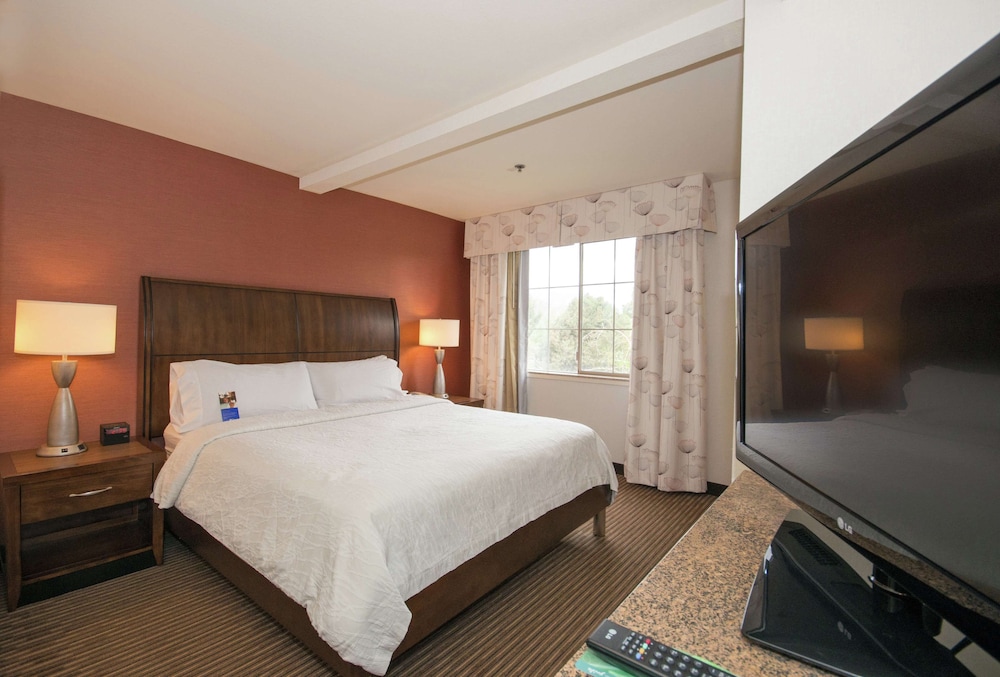 Hilton Garden Inn Palm Springs Rancho Mirage - photo 22