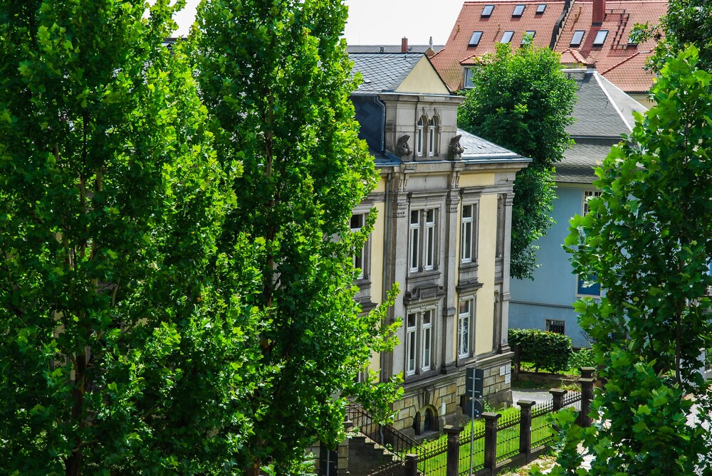 Villa Schmidt — 4-Star Luxury Hotel in Pirna, Germany