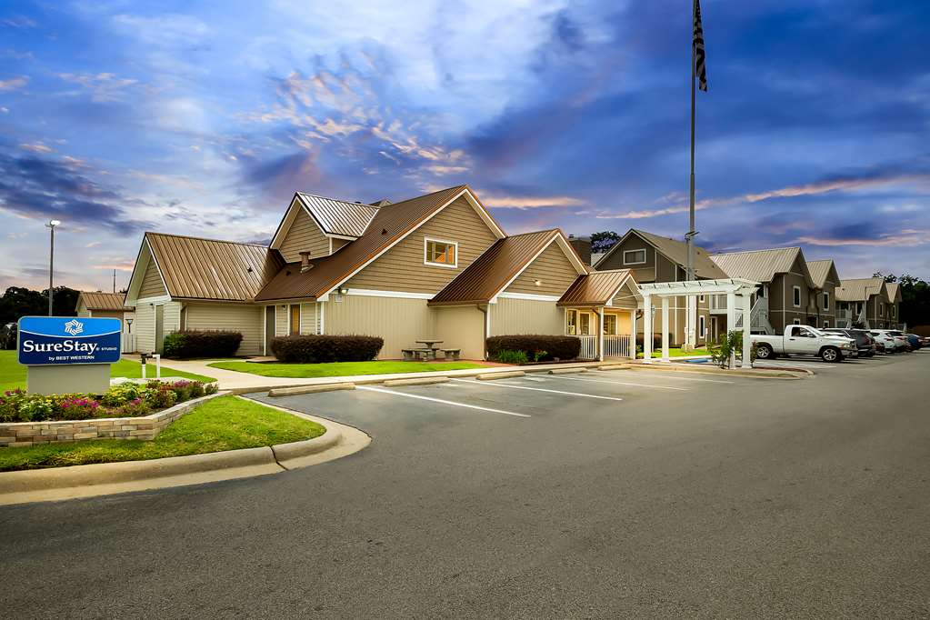 SureStay Studio by Best Western Pensacola - featured photo