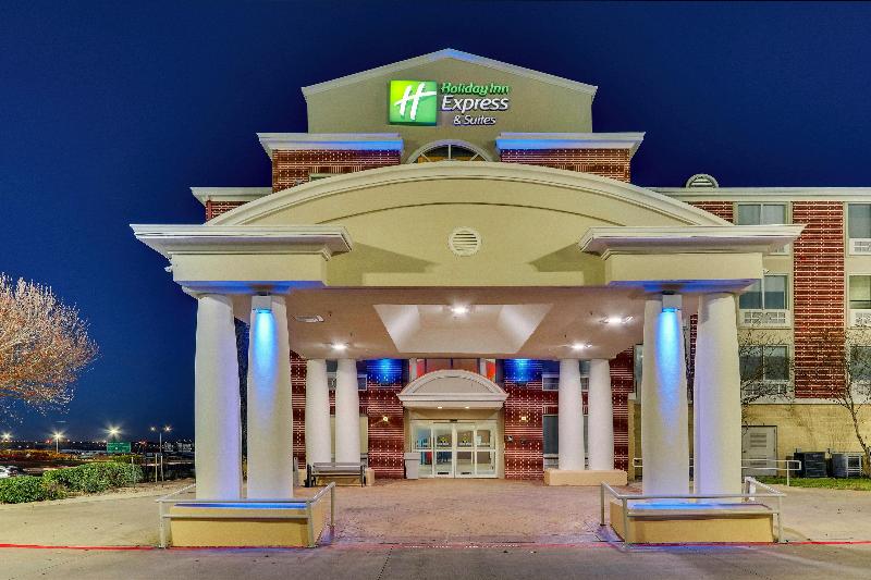 Holiday Inn Express Hotel & Suites Lake Worth Nw Loop 820 in Fort Worth, United States